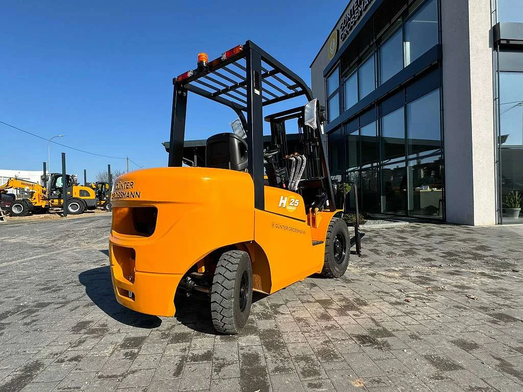 2.5TON – 3M 8