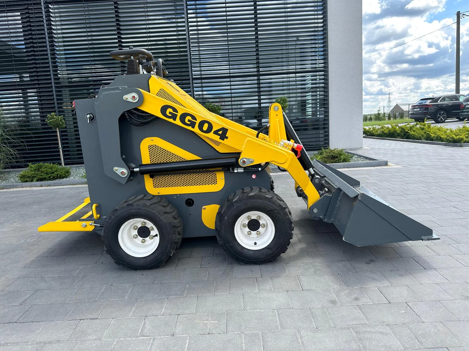 GG04 6